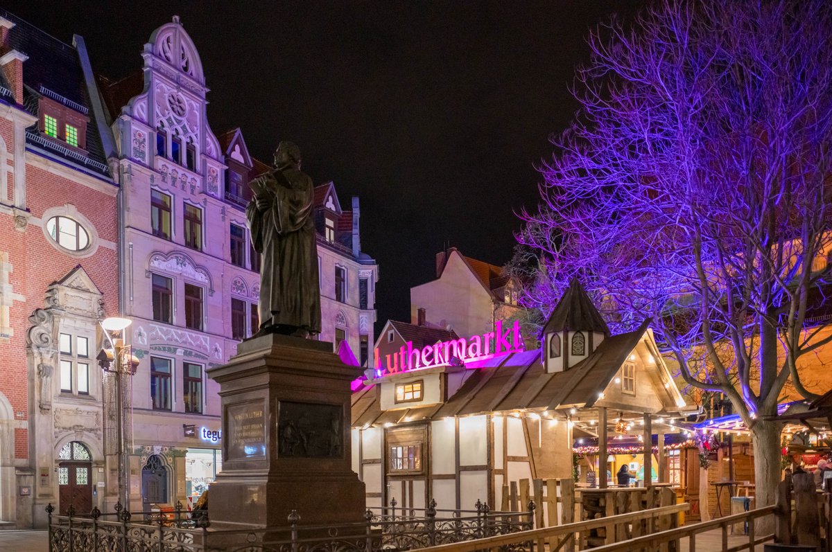 Luthermarkt an der Kaufmannskirche
