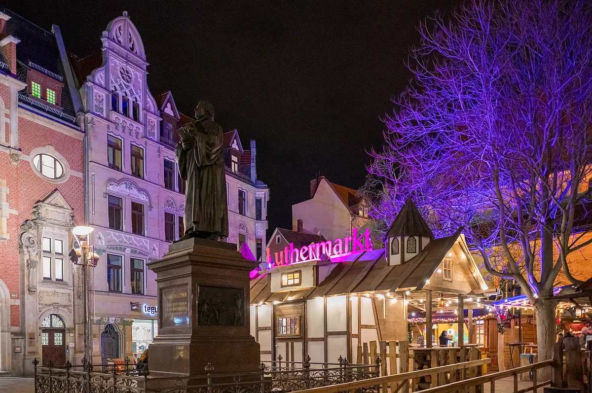 Luthermarkt an der Kaufmannskirche
