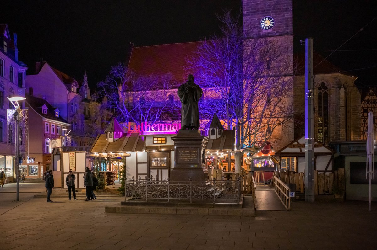 Luthermarkt an der Kaufmannskirche